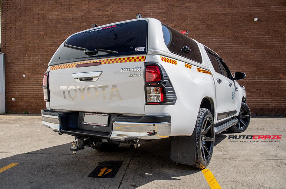 TOYOTA HILUX N80 4WD AVALANCHE GLOSS BLACK MILLED ACCENTS